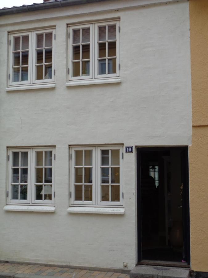 Dejligt Lille Byhus Fåborg Zewnętrze zdjęcie